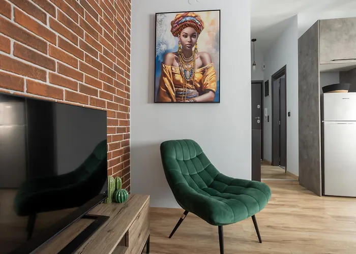 Heart Of Ladadika Ac Smart Tv Self Check-In